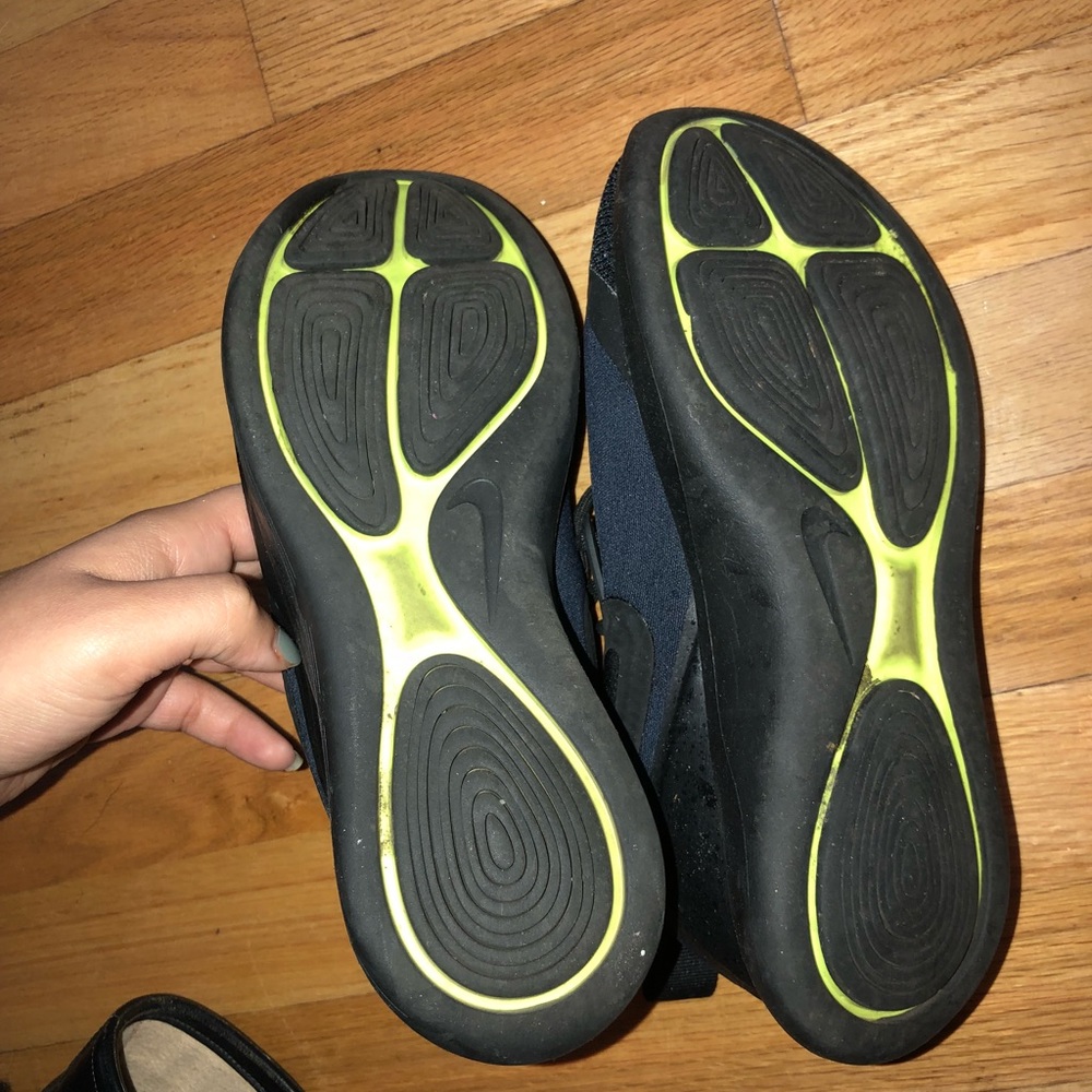 Black Nike Sneakers